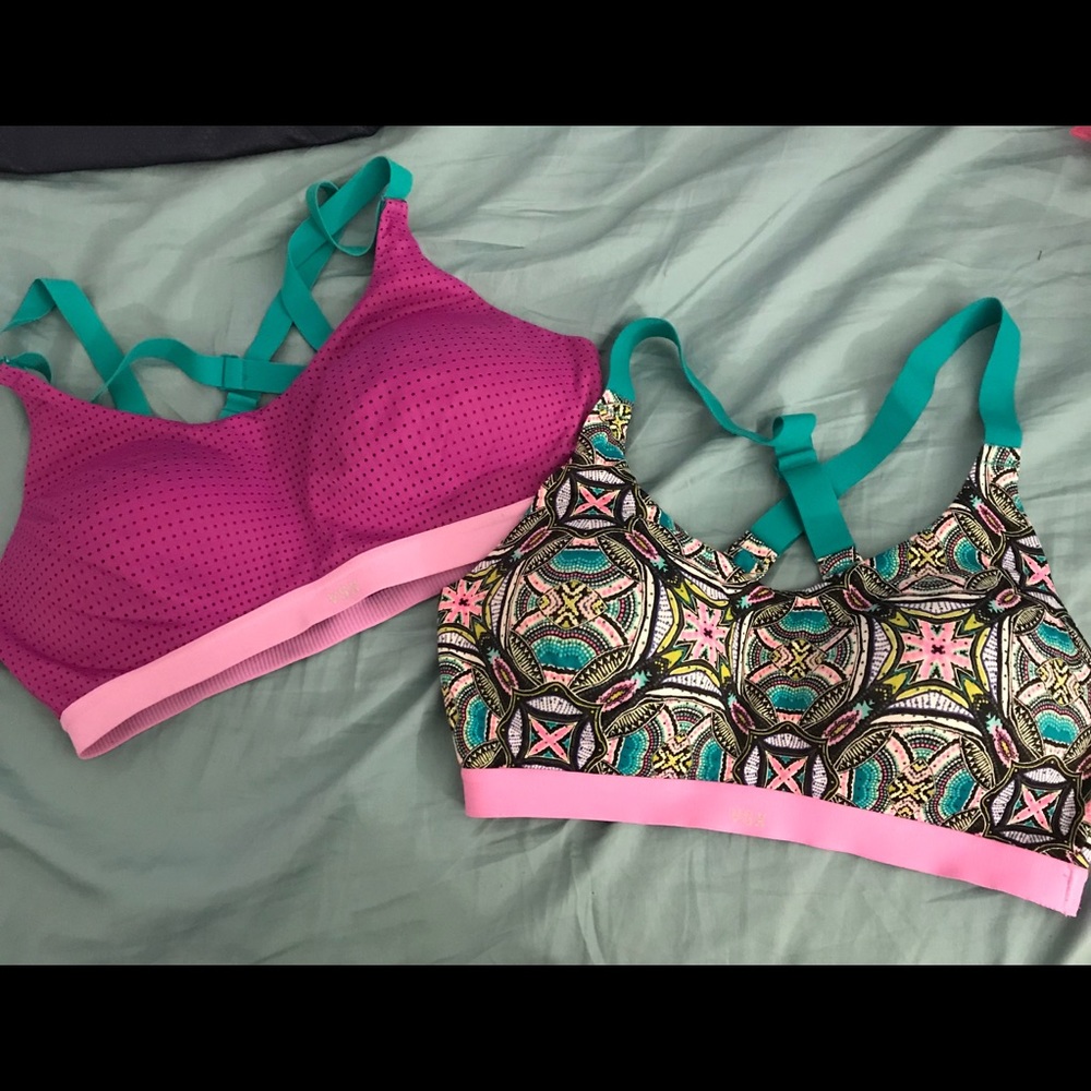 3 VS Sports Bras !